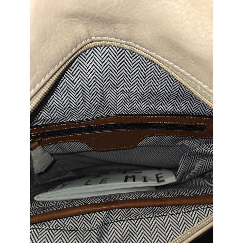 Leather-Style Backpack - Picture 3 of 4